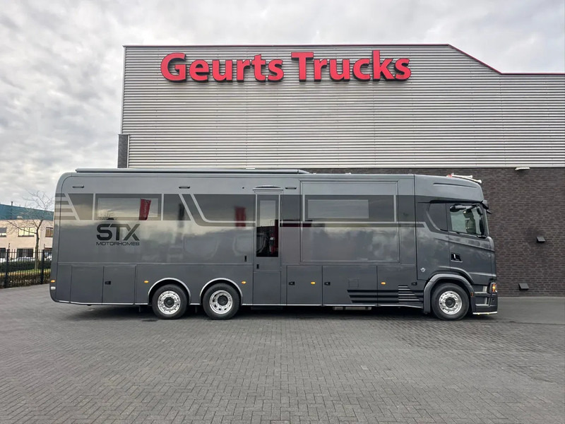 Scania 590S 6x2*4 STX 3x pop out - V8 - Demo/New - Full spec - - Autocaravana: foto 4 Scania 590S 6x2*4 STX 3x pop out - V8 - Demo/New - Full spec - - Autocaravana: foto 4