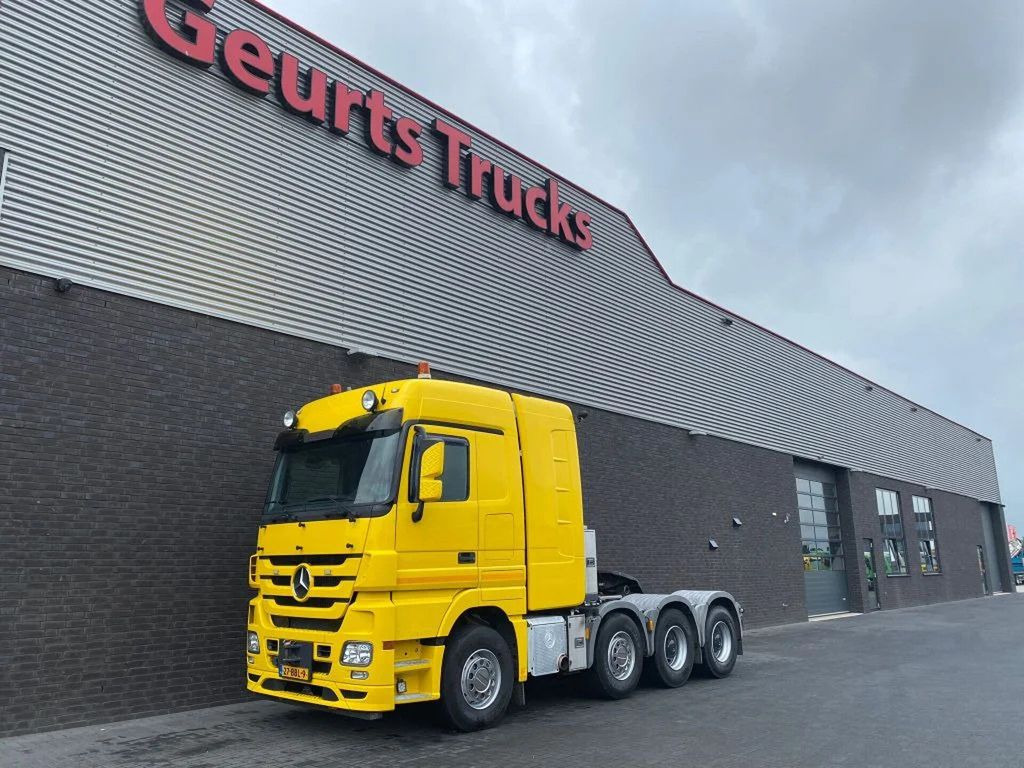 Mercedes-Benz Actros 4165 V8 8X4 SLT TITAN HEAVY DUTY TRACTOR - Cabeza tractora: foto 2 Mercedes-Benz Actros 4165 V8 8X4 SLT TITAN HEAVY DUTY TRACTOR - Cabeza tractora: foto 2