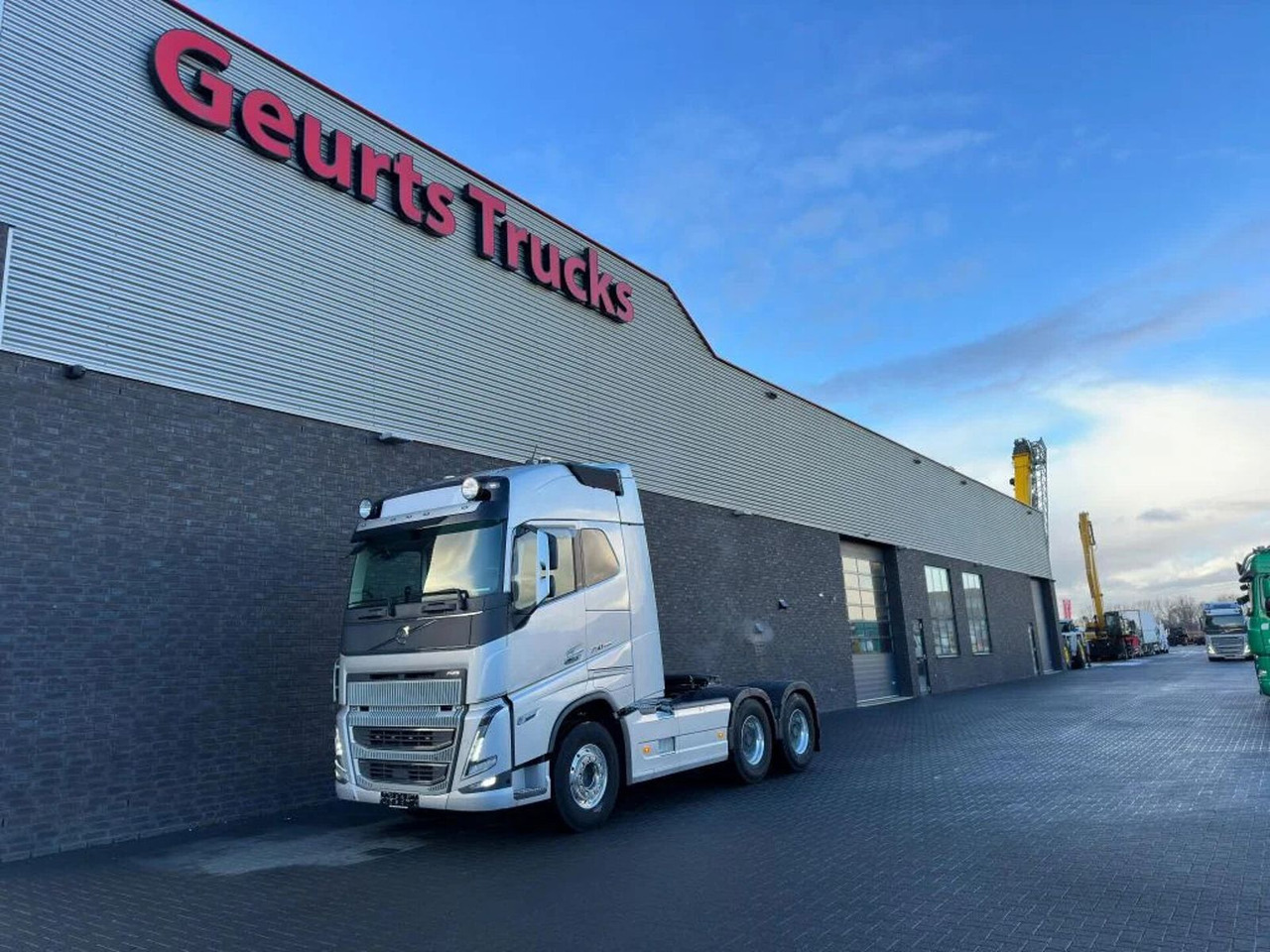 Volvo FH 16.750 6X4 TREKKER/TRACTOR/SZM EURO 6 HYDRAUL - Cabeza tractora: foto 2 Volvo FH 16.750 6X4 TREKKER/TRACTOR/SZM EURO 6 HYDRAUL - Cabeza tractora: foto 2