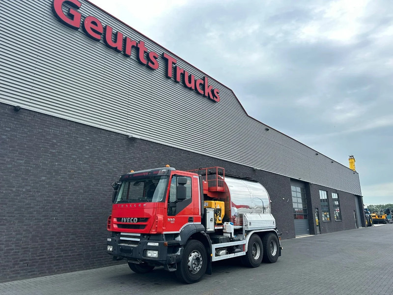 Iveco Trakker 330 6X4 LINNHOFF& HENNE AWÖL 600 6M3 ASFALTKOKER/ASPHALTKOCHER/ASFALTCOOKER/HEATER - Camión: foto 2 Iveco Trakker 330 6X4 LINNHOFF& HENNE AWÖL 600 6M3 ASFALTKOKER/ASPHALTKOCHER/ASFALTCOOKER/HEATER - Camión: foto 2