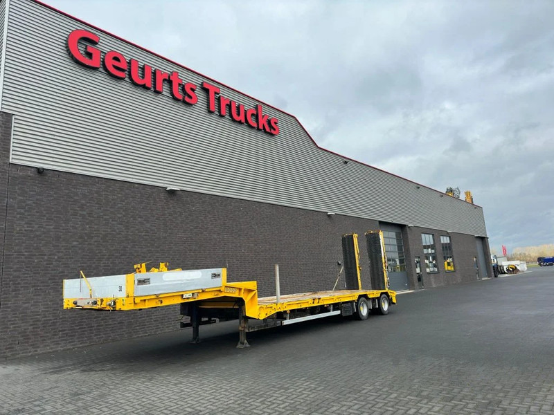 Goldhofer STZ-L2-22/80A SEMI LOWLOADER/DIEPLADER/TIEFLADER - Semirremolque góndola rebajadas: foto 2 Goldhofer STZ-L2-22/80A SEMI LOWLOADER/DIEPLADER/TIEFLADER - Semirremolque góndola rebajadas: foto 2