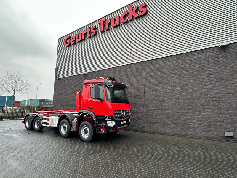 Mercedes-Benz Arocs 8X4 VDL S-30-6600 HAAKARMSYSTEEM/ABROLLKIPPER/HOOKLIFT - Camión con equipo de cable: foto 5 Mercedes-Benz Arocs 8X4 VDL S-30-6600 HAAKARMSYSTEEM/ABROLLKIPPER/HOOKLIFT - Camión con equipo de cable: foto 5