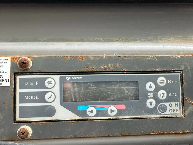 Grúa para terrenos difíciles Tadano GR-700E-1-00211 + JIB ROUGH TERRAIN CRANE/RT CRANE: foto 17