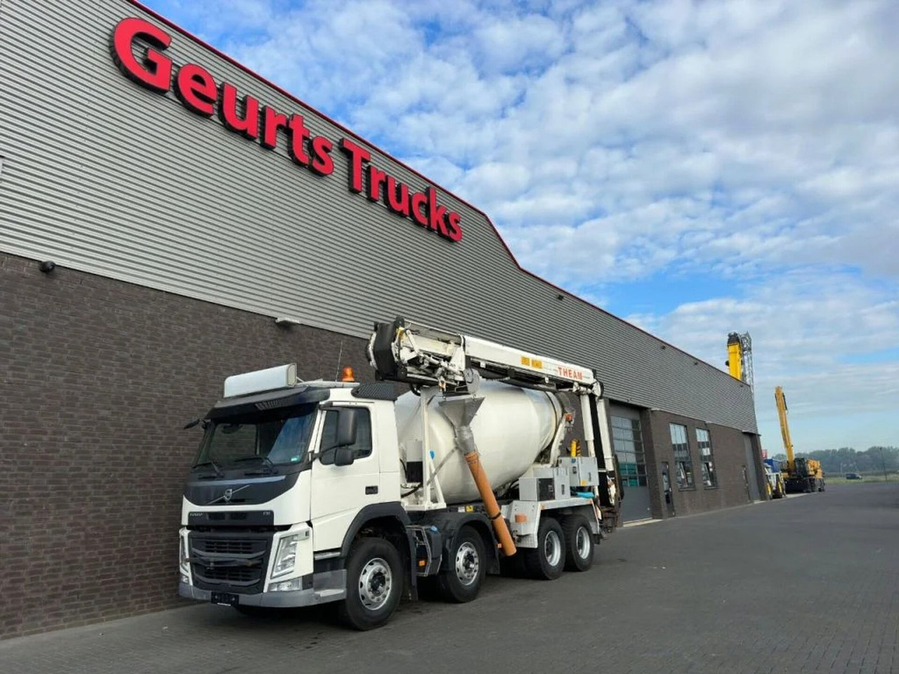 Volvo FM 410 8X4 + STETTER 9 M3 MIXER/MISCHER + THEAM - Camión hormigonera: foto 2 Volvo FM 410 8X4 + STETTER 9 M3 MIXER/MISCHER + THEAM - Camión hormigonera: foto 2