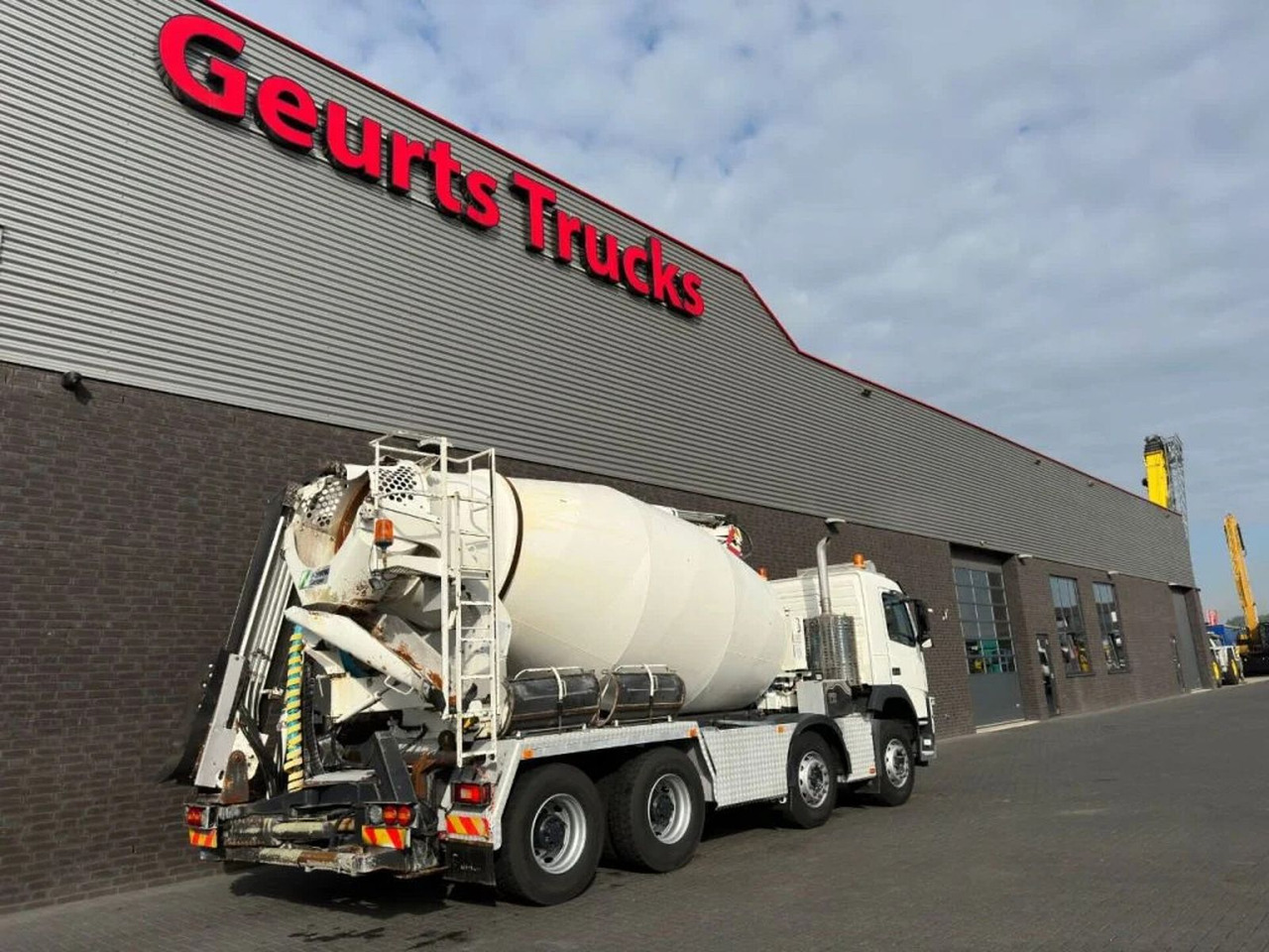 Volvo FM 410 8X4 + STETTER 9 M3 MIXER/MISCHER + THEAM - Camión hormigonera: foto 5 Volvo FM 410 8X4 + STETTER 9 M3 MIXER/MISCHER + THEAM - Camión hormigonera: foto 5