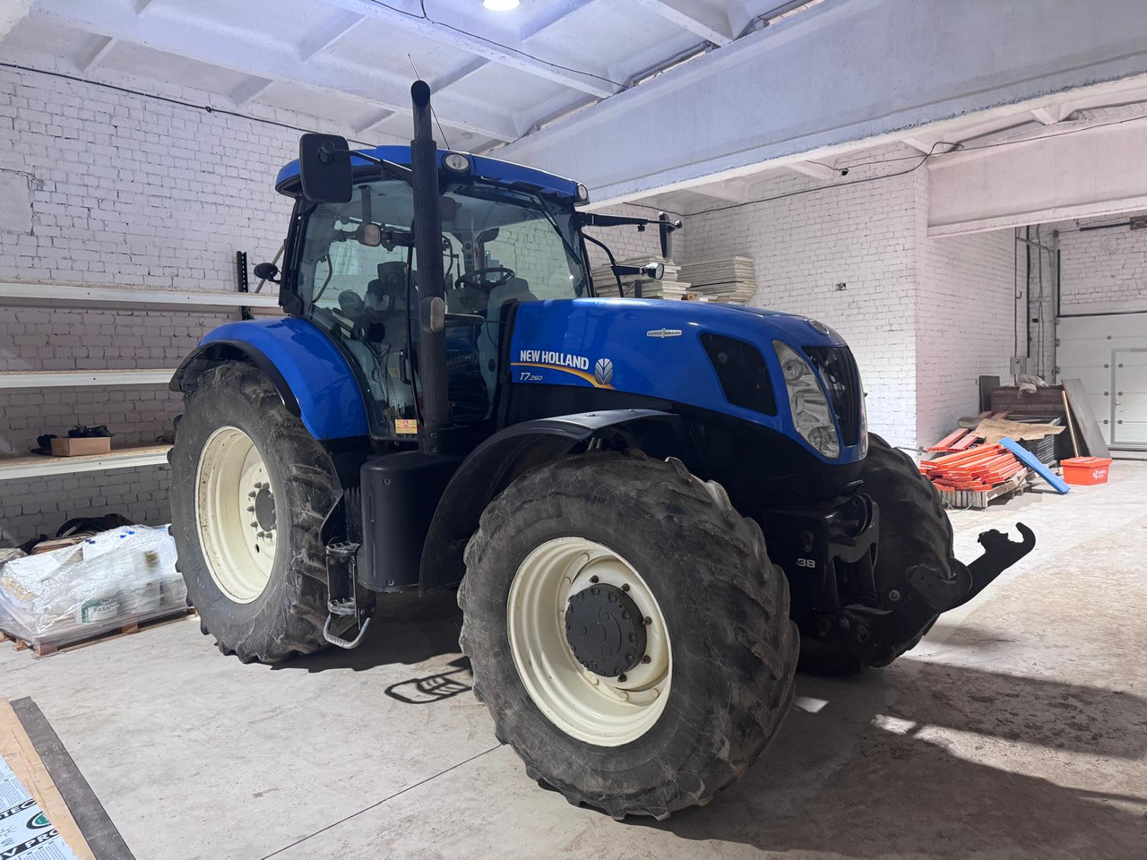 NEW HOLLAND T7.260 - Tractor: foto 2 NEW HOLLAND T7.260 - Tractor: foto 2