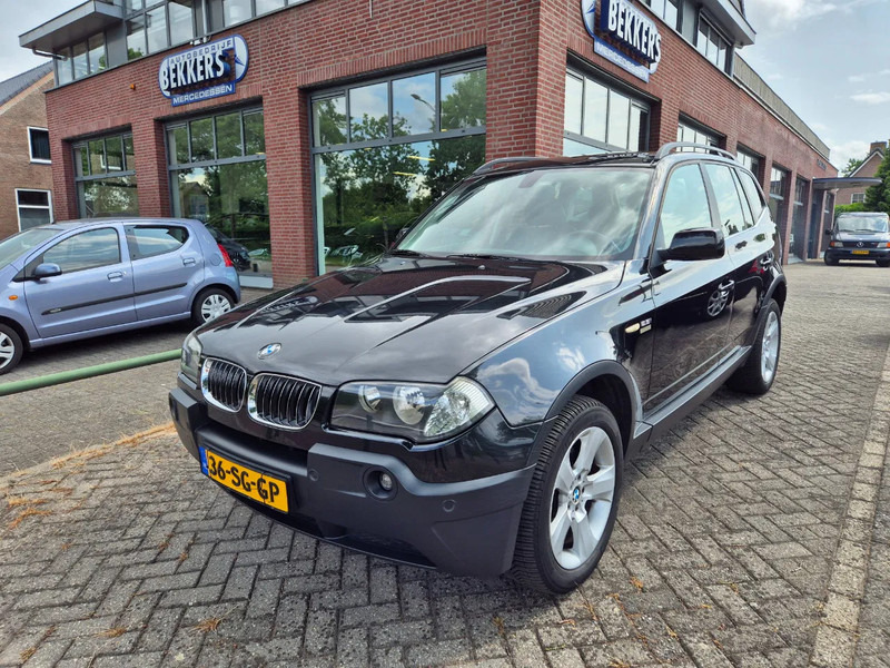 BMW X3 Automaat 6 cil. - Coche: foto 1 BMW X3 Automaat 6 cil. - Coche: foto 1