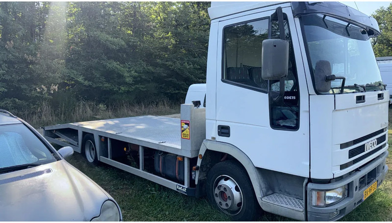 Iveco Eurocargo 60 E 15 manual gearbox - Camión portavehículos: foto 1 Iveco Eurocargo 60 E 15 manual gearbox - Camión portavehículos: foto 1