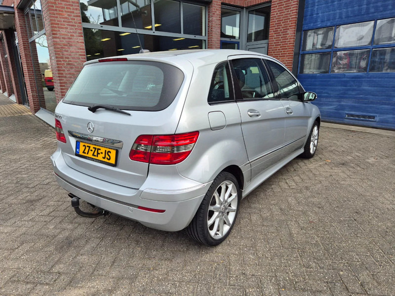 Mercedes-Benz B-Klasse 200 Automaat.trekhaak. - Coche: foto 3 Mercedes-Benz B-Klasse 200 Automaat.trekhaak. - Coche: foto 3