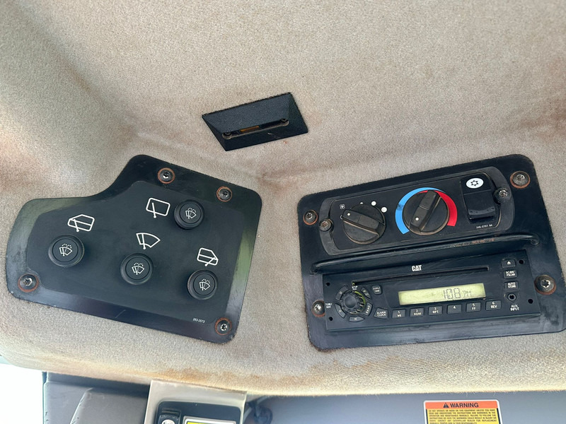 Grader Caterpillar 140M Ripper + Pushblock: foto 9