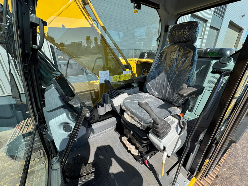 Caterpillar 323D3 - Excavadora de cadenas: foto 3 Caterpillar 323D3 - Excavadora de cadenas: foto 3