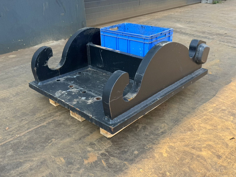 Caterpillar Caterpillar Plate CW70 - Acoplamiento rápido: foto 3 Caterpillar Caterpillar Plate CW70 - Acoplamiento rápido: foto 3