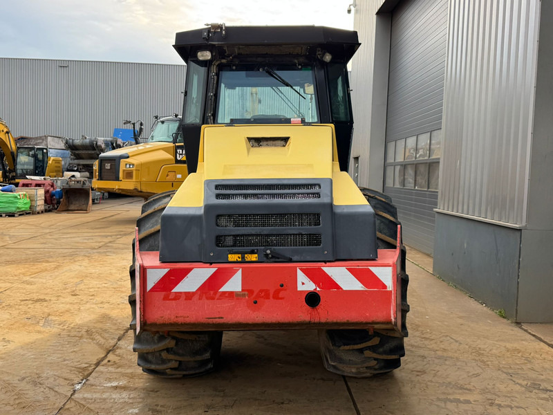 Dynapac CA302 PD - Rodillo: foto 4 Dynapac CA302 PD - Rodillo: foto 4