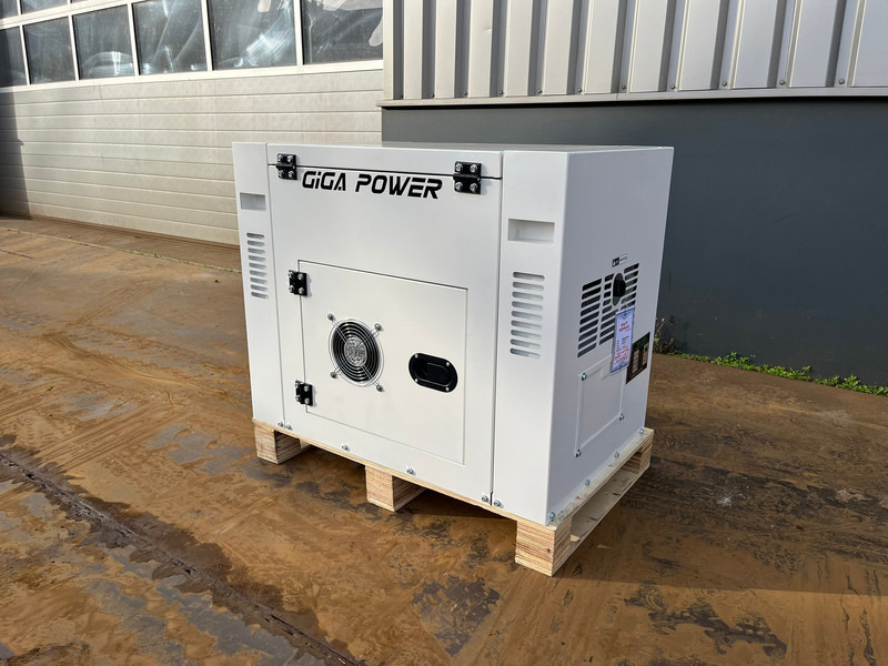 Giga power PLD12000SE 10 kVA silent generator - Generador industriale: foto 2 Giga power PLD12000SE 10 kVA silent generator - Generador industriale: foto 2