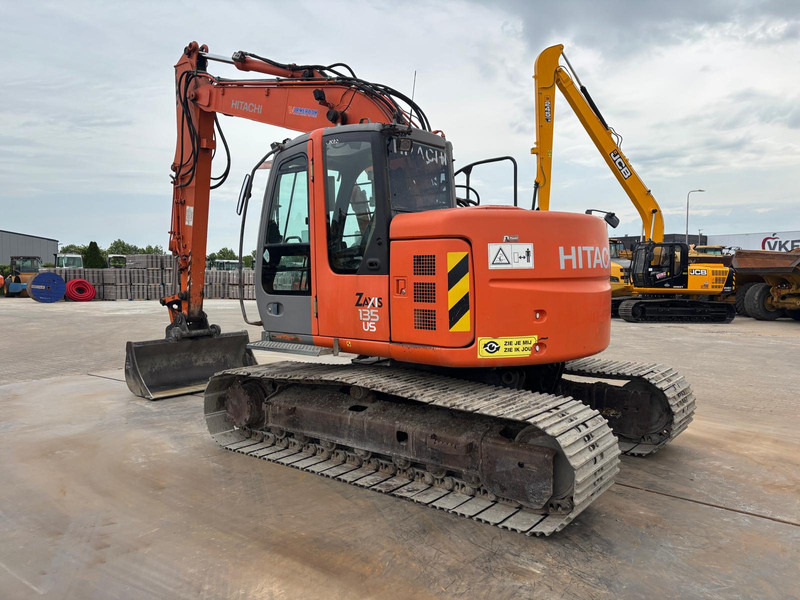 Hitachi ZX135US - Excavadora: foto 1 Hitachi ZX135US - Excavadora: foto 1