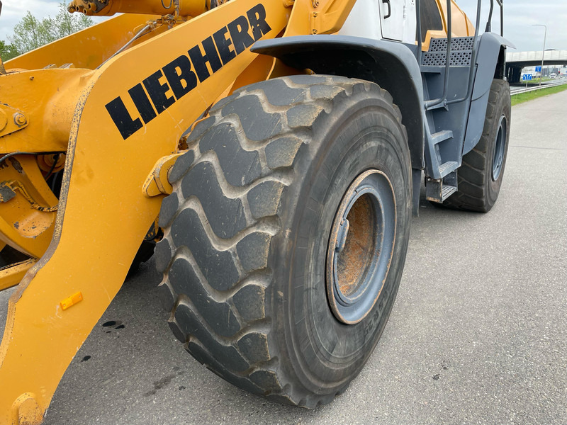 Cargadora de ruedas Liebherr L580: foto 9