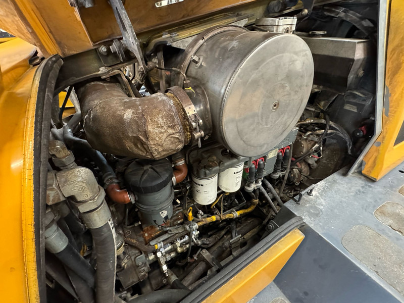 Cargadora de ruedas Liebherr L580: foto 18