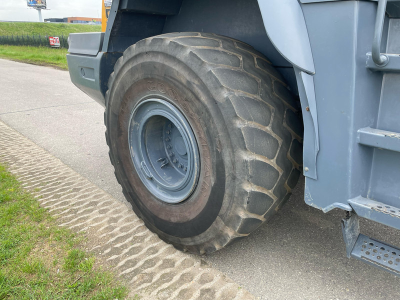 Cargadora de ruedas Liebherr L580: foto 12