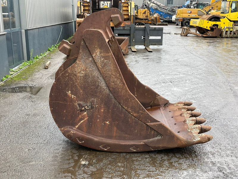 Cazo Verachtert Bucket with teeth: foto 6