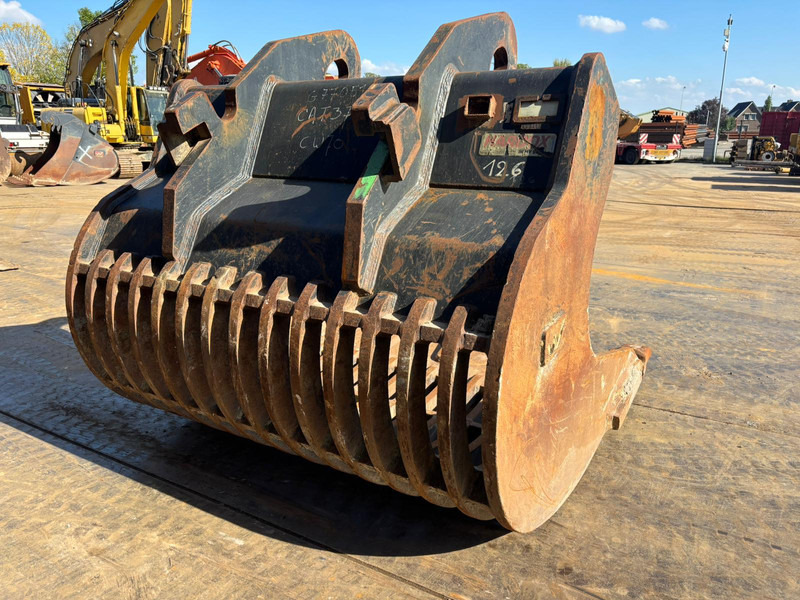Verachtert Skeleton bucket with teeth CW70 for 374F - Cazo: foto 4 Verachtert Skeleton bucket with teeth CW70 for 374F - Cazo: foto 4