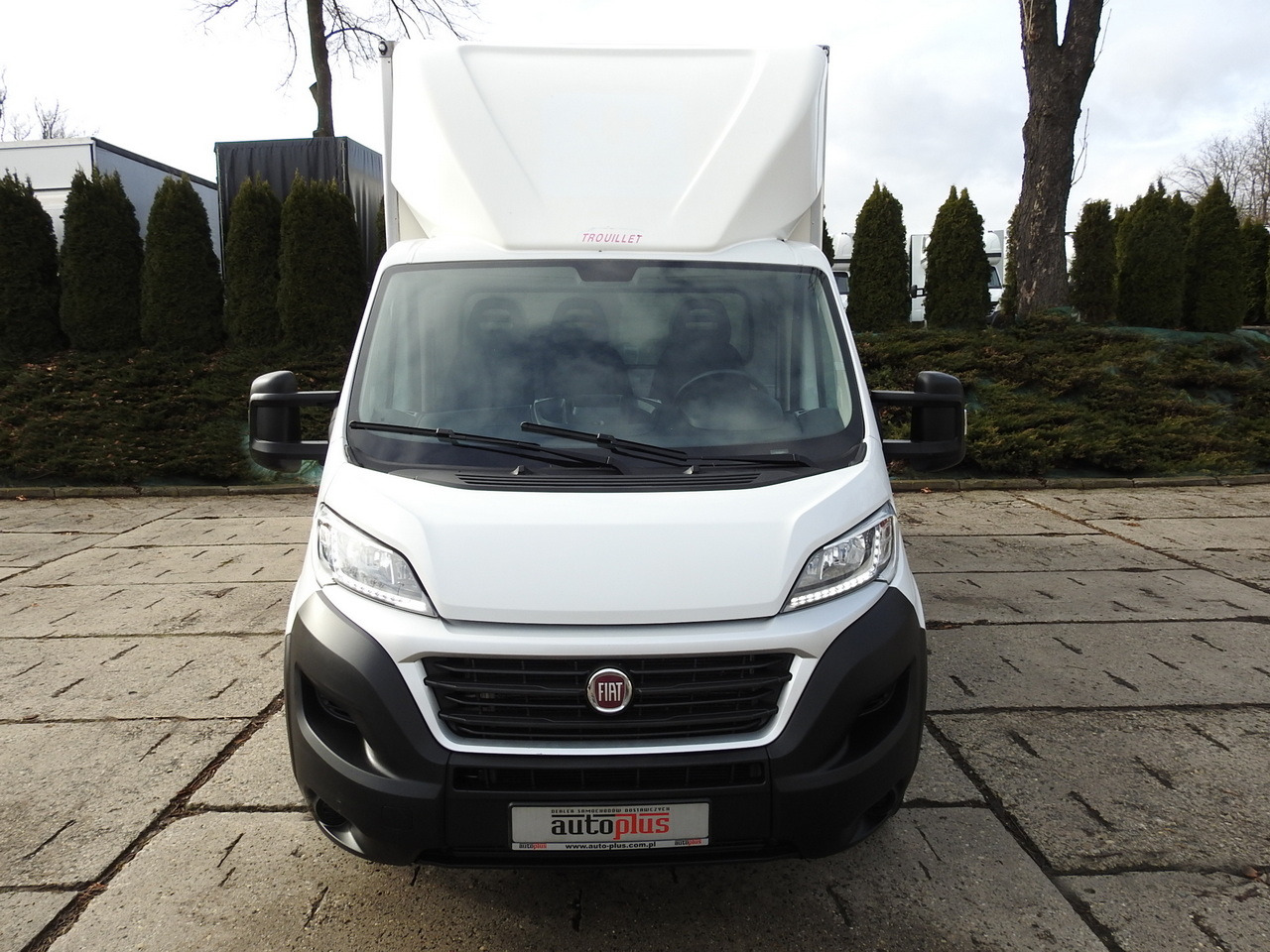 FIAT DUCATO BOX LIFT 8 PALLETS CRUISE CONTROL NAVIGATION AIR CONDITIONING LED LIGHTS 130HP - Furgoneta frigorifica: foto 5 FIAT DUCATO BOX LIFT 8 PALLETS CRUISE CONTROL NAVIGATION AIR CONDITIONING LED LIGHTS 130HP - Furgoneta frigorifica: foto 5