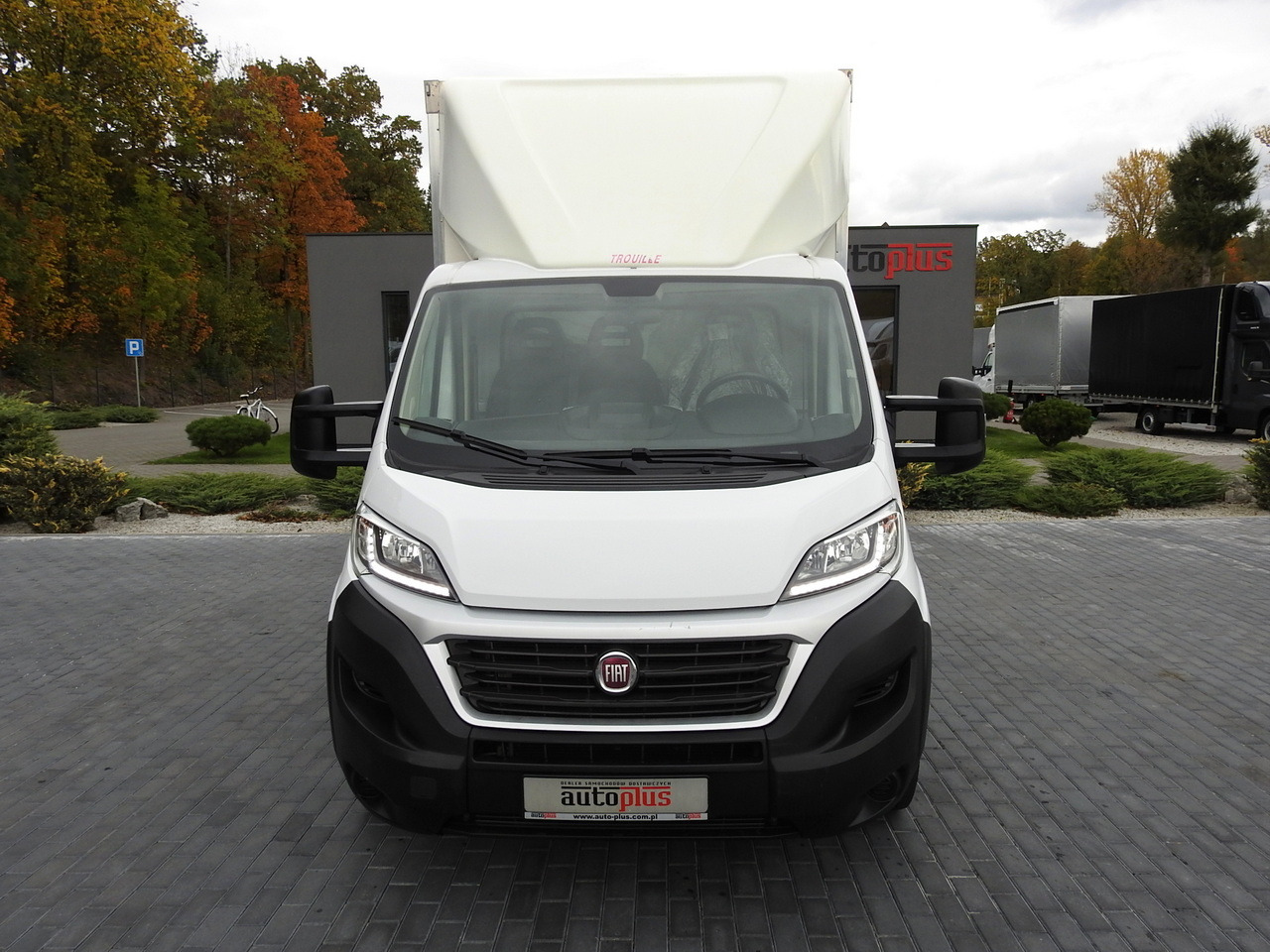 FIAT DUCATO BOX LIFT 8 PALLETS CRUISE CONTROL NAVIGATION AIR CONDITIONING LED LIGHTS 130HP - Furgoneta frigorifica: foto 5 FIAT DUCATO BOX LIFT 8 PALLETS CRUISE CONTROL NAVIGATION AIR CONDITIONING LED LIGHTS 130HP - Furgoneta frigorifica: foto 5
