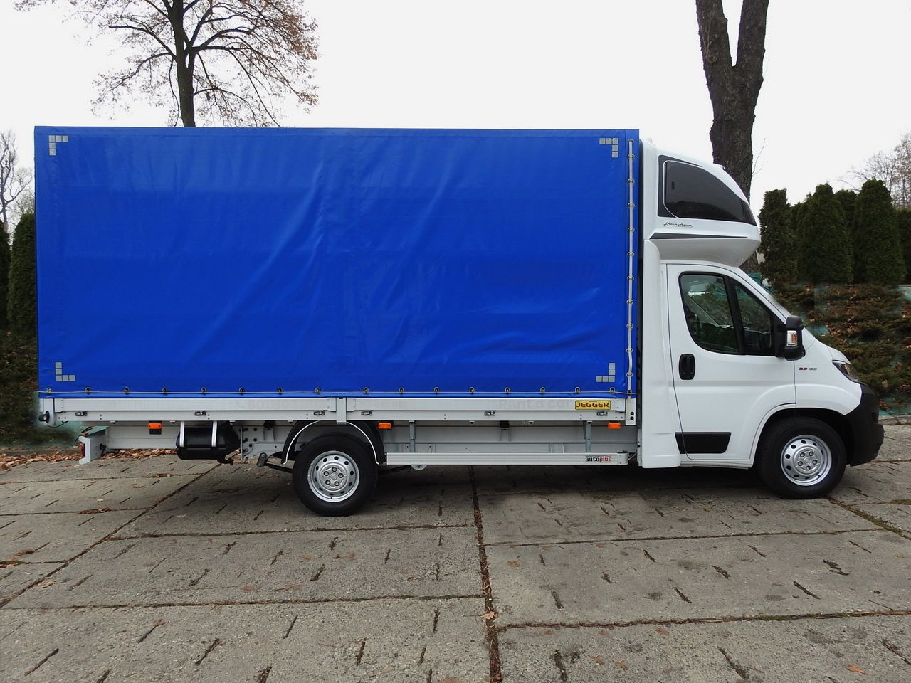 Furgoneta con caja de lona FIAT DUCATO  TARPAULIN 10 PALLETS WEBASTO CRUISE CONTROL NAVIGATION AIR CONDITIONING  180HP: foto 7