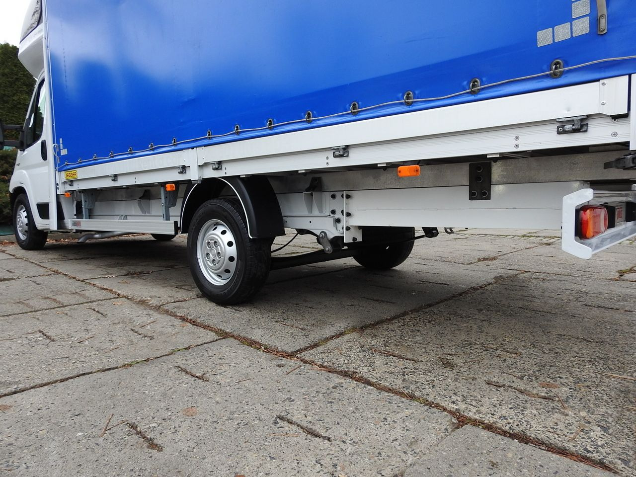 Furgoneta con caja de lona FIAT DUCATO  TARPAULIN 10 PALLETS WEBASTO CRUISE CONTROL NAVIGATION AIR CONDITIONING  180HP: foto 16