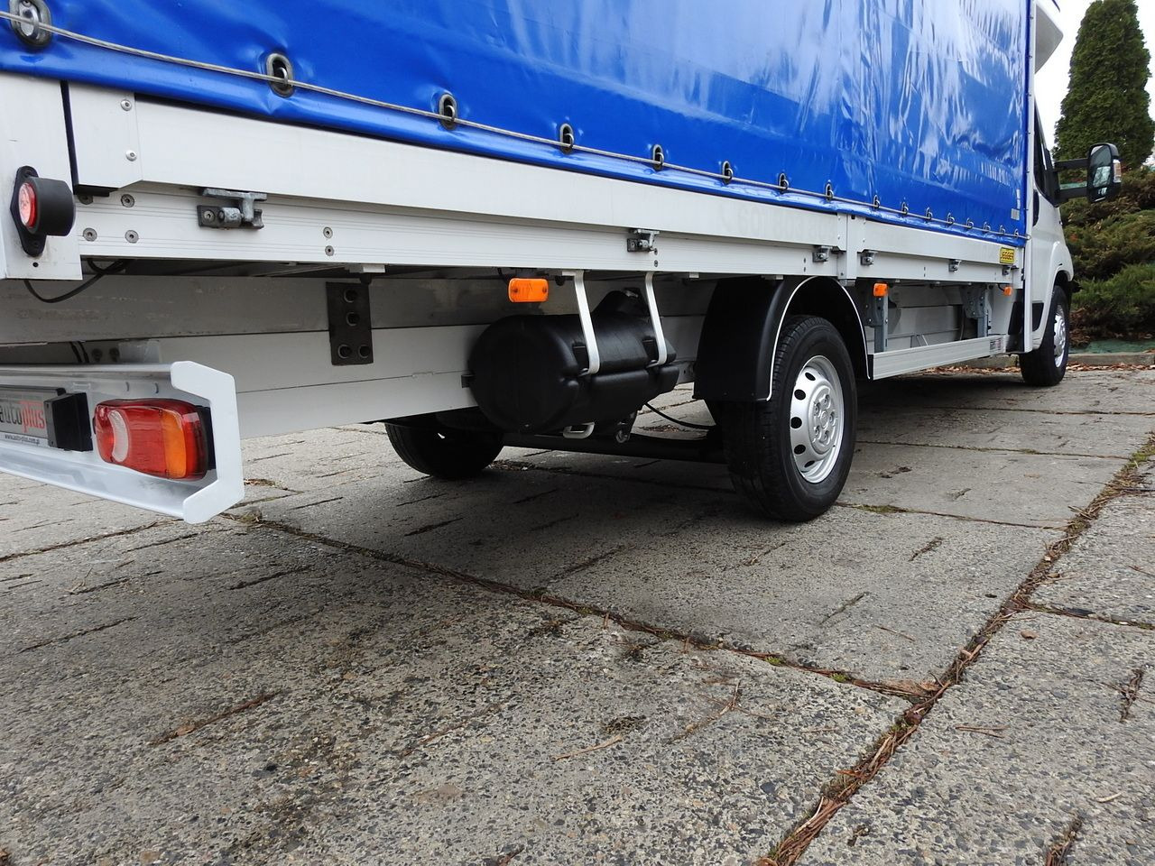 Furgoneta con caja de lona FIAT DUCATO  TARPAULIN 10 PALLETS WEBASTO CRUISE CONTROL NAVIGATION AIR CONDITIONING  180HP: foto 17