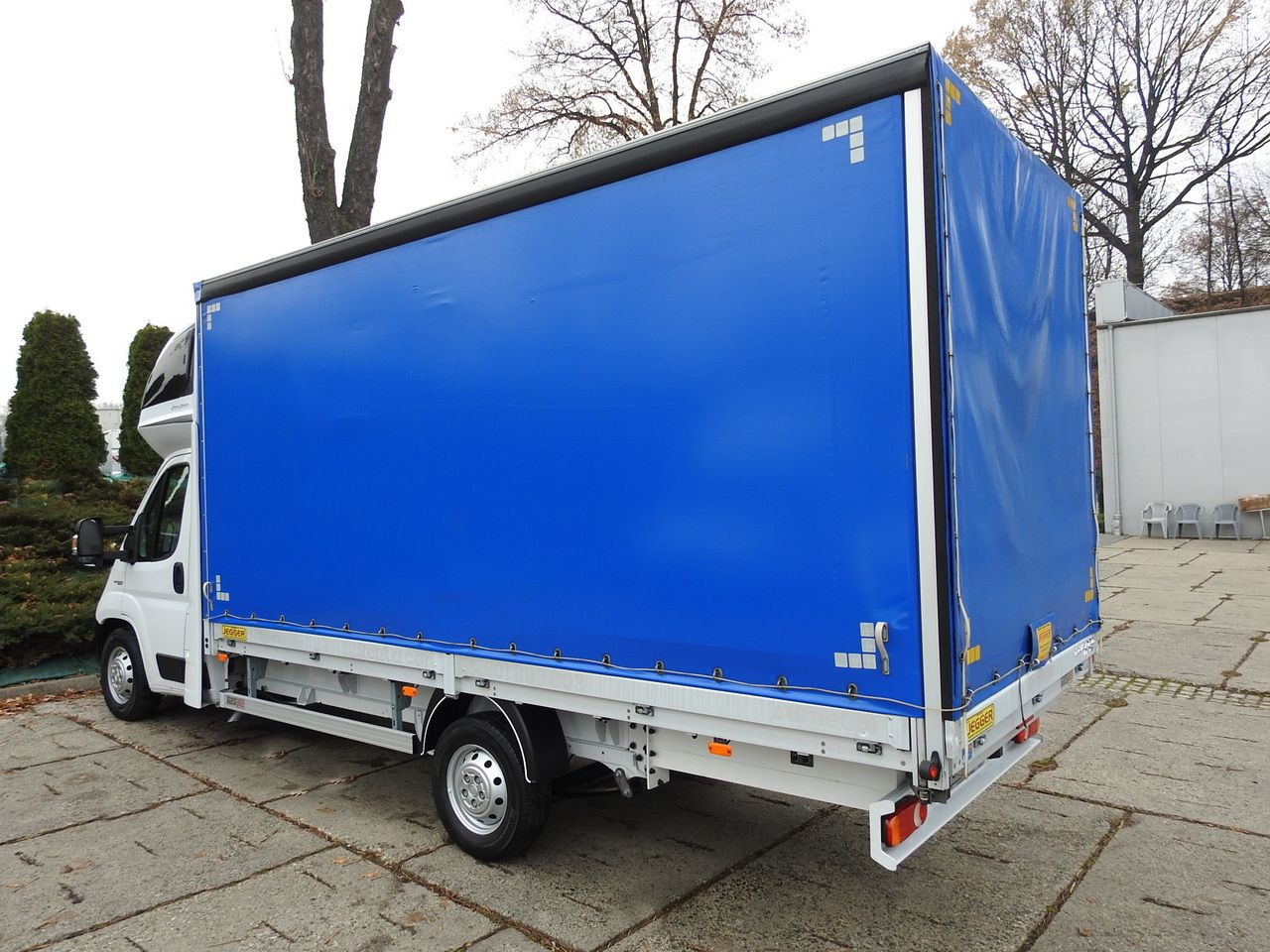 Furgoneta con caja de lona FIAT DUCATO  TARPAULIN 10 PALLETS WEBASTO CRUISE CONTROL NAVIGATION AIR CONDITIONING  180HP: foto 10
