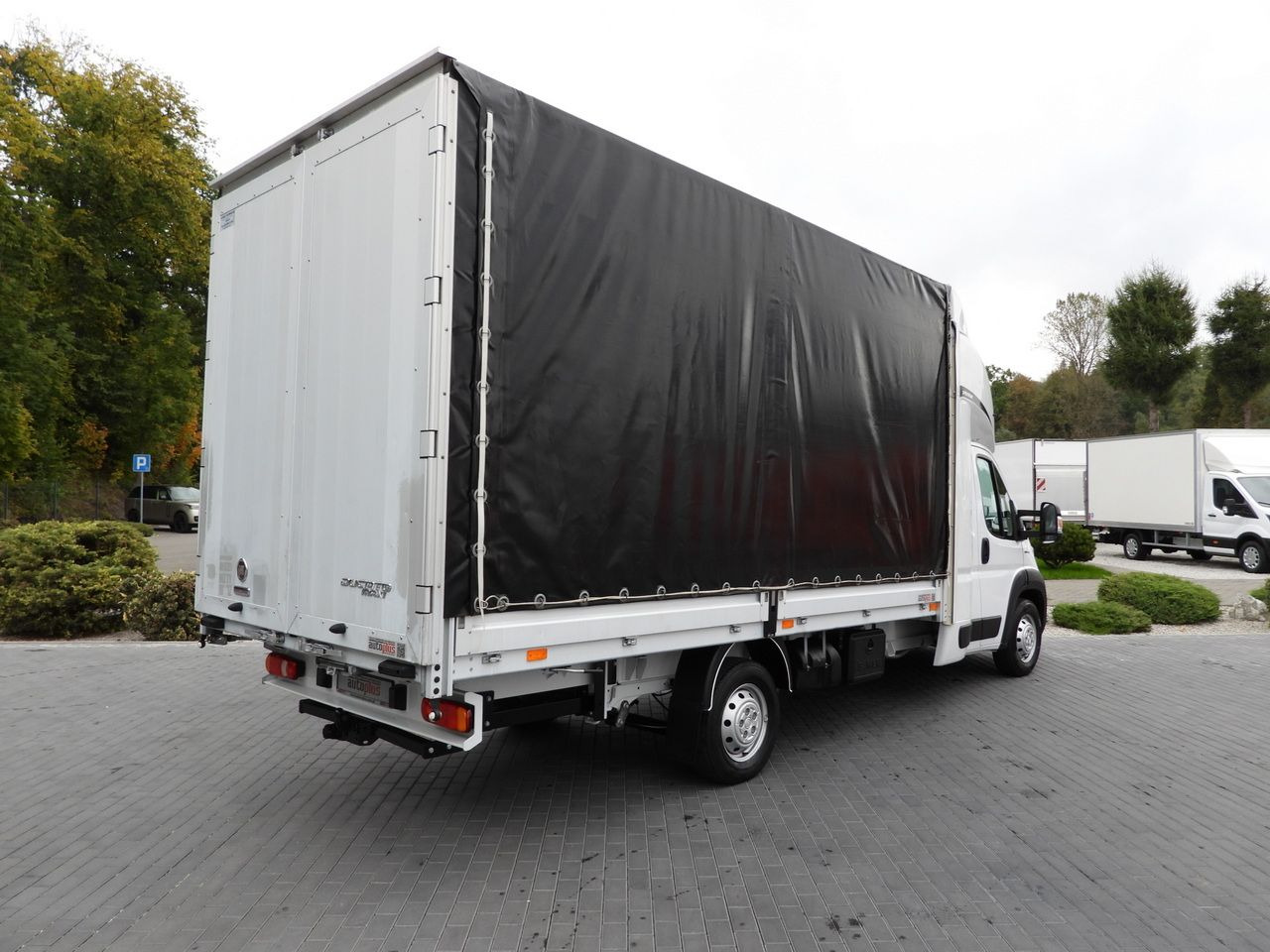 FIAT DUCATO TARPAULIN 9 PALLETS CRUISE CONTROL LED LIGHTS PNEUMATICS AIR CONDITIONING  180HP - Furgoneta con caja de lona: foto 3 FIAT DUCATO TARPAULIN 9 PALLETS CRUISE CONTROL LED LIGHTS PNEUMATICS AIR CONDITIONING  180HP - Furgoneta con caja de lona: foto 3
