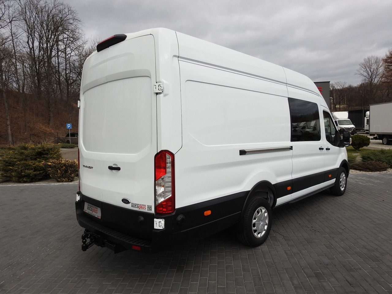 Furgón FORD TRANSIT BOX DELIVERY VAN 6 SEATS CRUISE CONTROL AIR CONDITIONING  185HP: foto 26