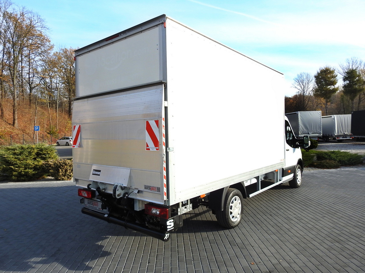 FORD TRANSIT BOX LIFT 8 PALLETS CRUISE CONTROL AIR CONDITIONING 130HP - Furgoneta caja cerrada: foto 3 FORD TRANSIT BOX LIFT 8 PALLETS CRUISE CONTROL AIR CONDITIONING 130HP - Furgoneta caja cerrada: foto 3