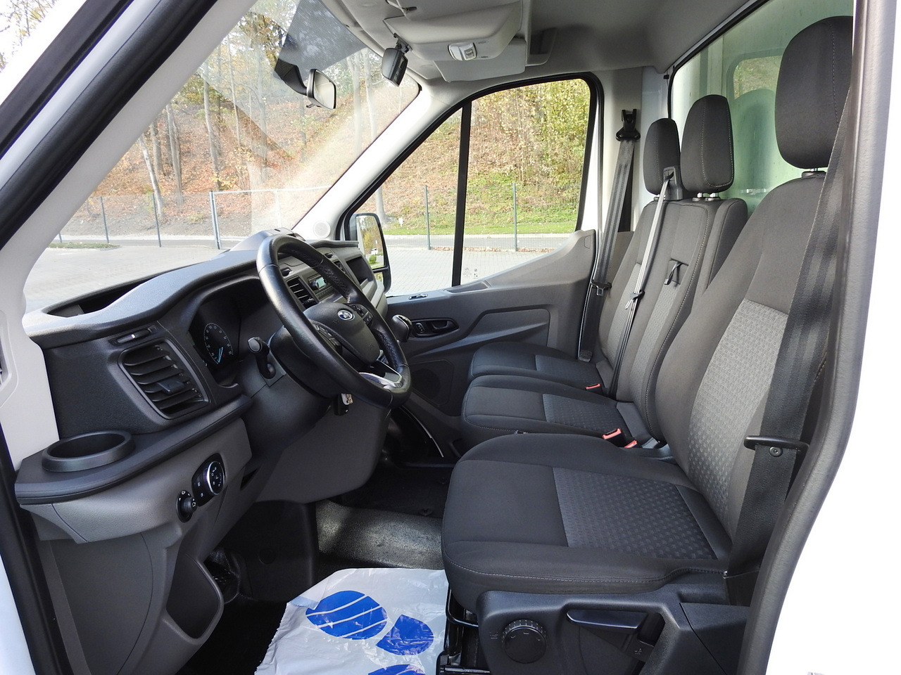 Leasing de FORD TRANSIT REGRIGERATOR BOX -10*C POWER SUPPLY 230V CRUISE CONTROL AIR CONDITIONING LED LIGHTS PNEUMATICS TWIN WHEELS  130HP FORD TRANSIT REGRIGERATOR BOX -10*C POWER SUPPLY 230V CRUISE CONTROL AIR CONDITIONING LED LIGHTS PNEUMATICS TWIN WHEELS  130HP: foto 31