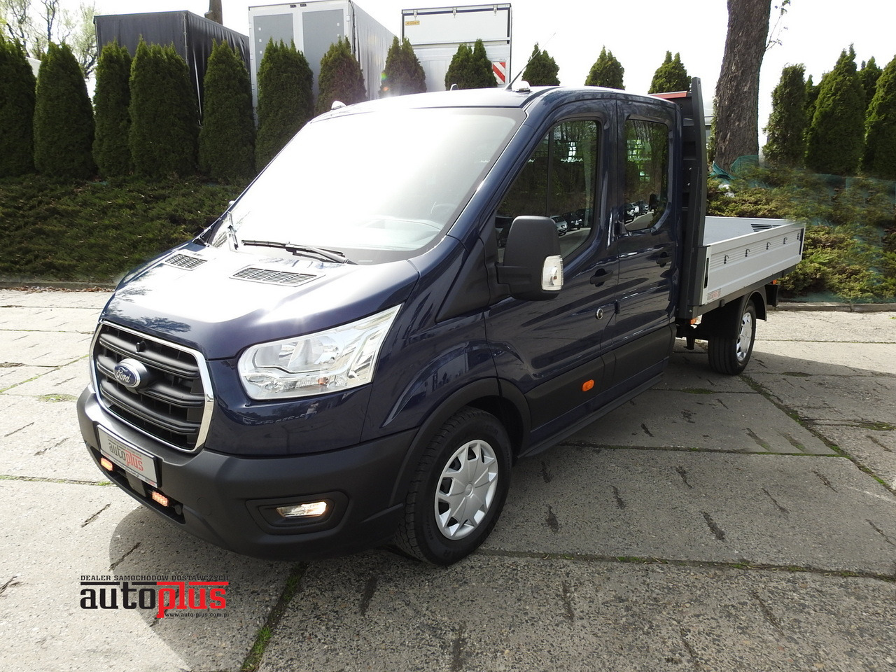 FORD TRANSIT STAKE BODY DOUBLE CABIN DOKA 7 SEATS CRUISE CONTROL AIR CONDITIONING LED LIGHTS  130HP - Furgoneta combi: foto 1 FORD TRANSIT STAKE BODY DOUBLE CABIN DOKA 7 SEATS CRUISE CONTROL AIR CONDITIONING LED LIGHTS  130HP - Furgoneta combi: foto 1