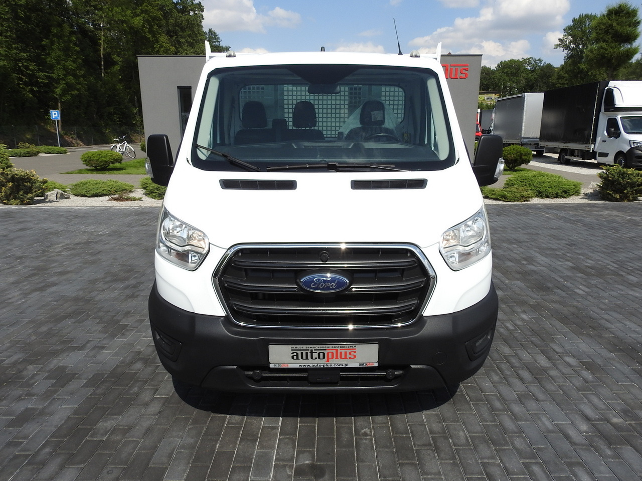 FORD TRANSIT TIPPER CRUISE CONTROL AIR CONDITIONING TWIN WHEELS 170HP - Volquete furgoneta: foto 5 FORD TRANSIT TIPPER CRUISE CONTROL AIR CONDITIONING TWIN WHEELS 170HP - Volquete furgoneta: foto 5