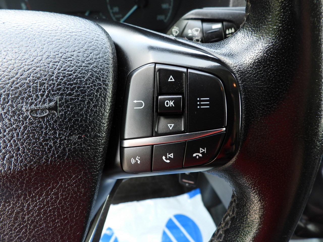 Furgón FORD TRANSIT  VAN CRUISE CONTROL LED LIGHTS AIR CONDITIONING  130HP: foto 29