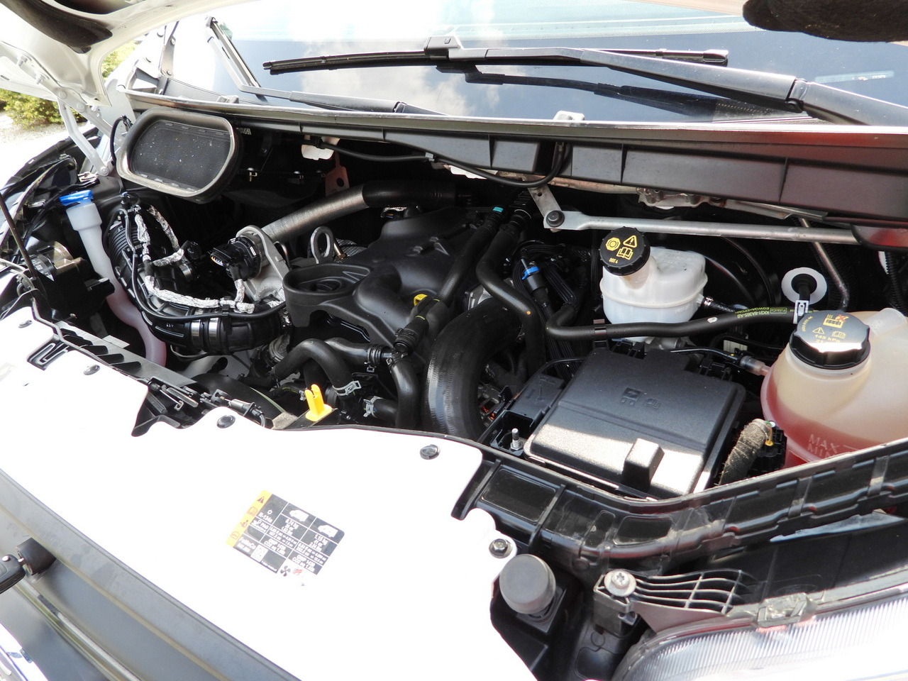 Furgón FORD TRANSIT  VAN CRUISE CONTROL LED LIGHTS AIR CONDITIONING  130HP: foto 22