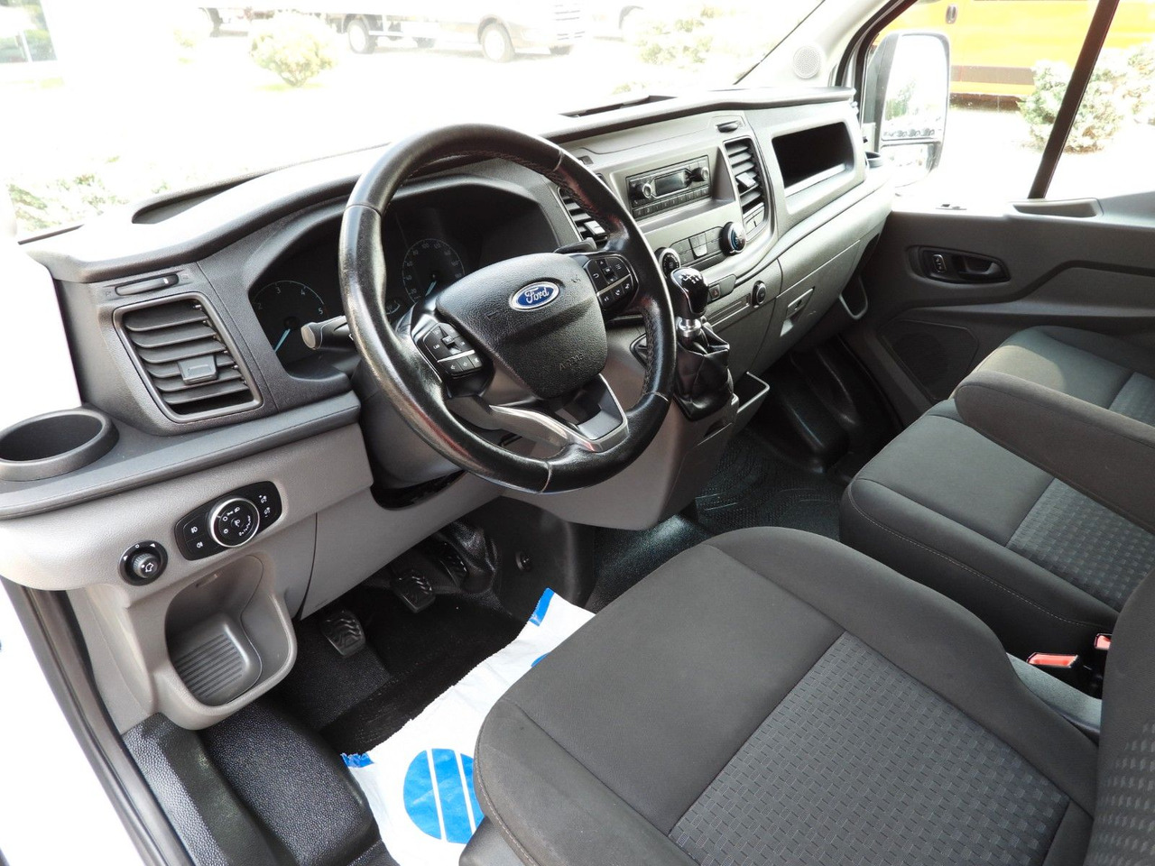 Ford TRANSIT KASTENWAGEN TEMPOMAT LED LEUCHTEN - Furgón: foto 2 Ford TRANSIT KASTENWAGEN TEMPOMAT LED LEUCHTEN - Furgón: foto 2