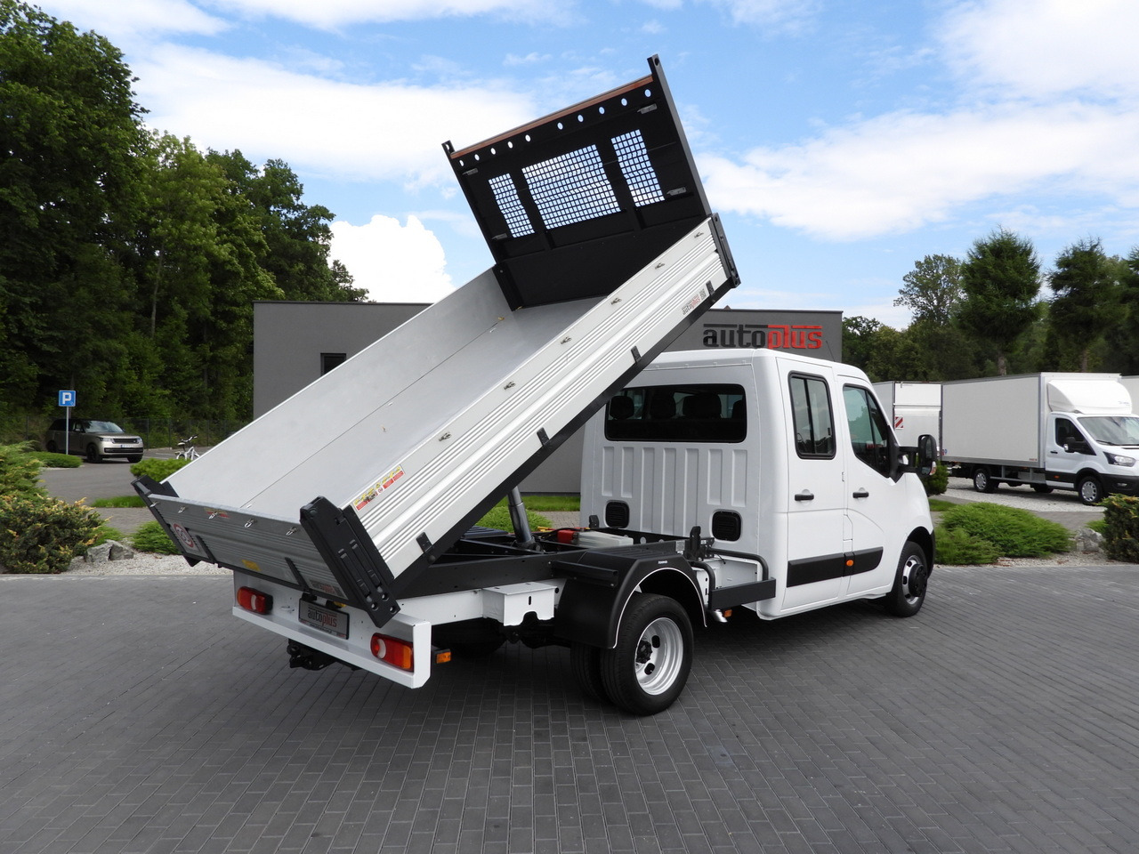 OPEL MOVANO TIPPER DOUBLE CABIN DOKA 7 SEATS LED LIGHTS TWIN WHEELS AIR CONDITIONING 145HP - Furgoneta: foto 3 OPEL MOVANO TIPPER DOUBLE CABIN DOKA 7 SEATS LED LIGHTS TWIN WHEELS AIR CONDITIONING 145HP - Furgoneta: foto 3