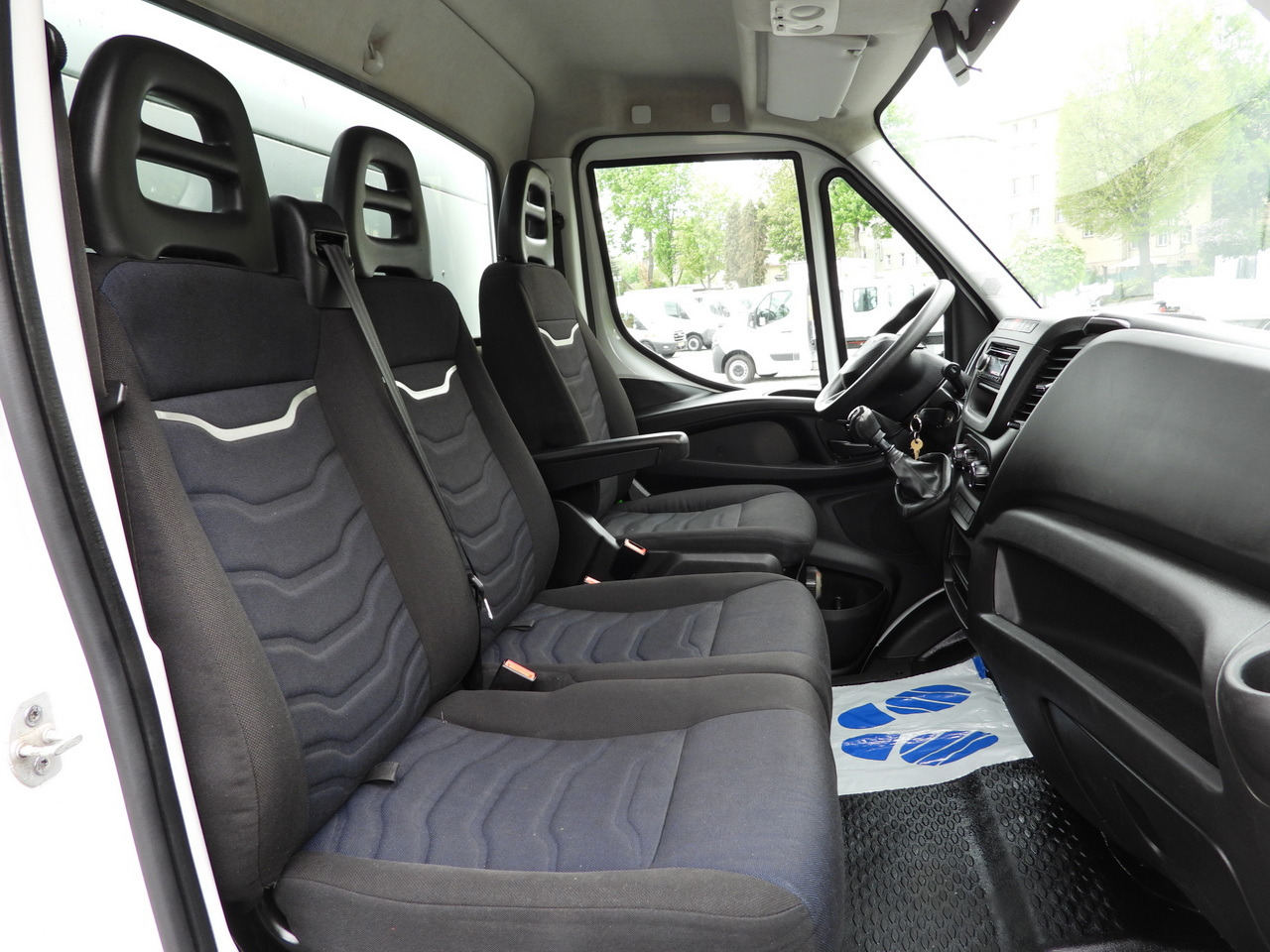 Leasing de IVECO DAILY 35C14 TIPPER CRUISE CONTROL TWIN WHEELS  140HP IVECO DAILY 35C14 TIPPER CRUISE CONTROL TWIN WHEELS  140HP: foto 39