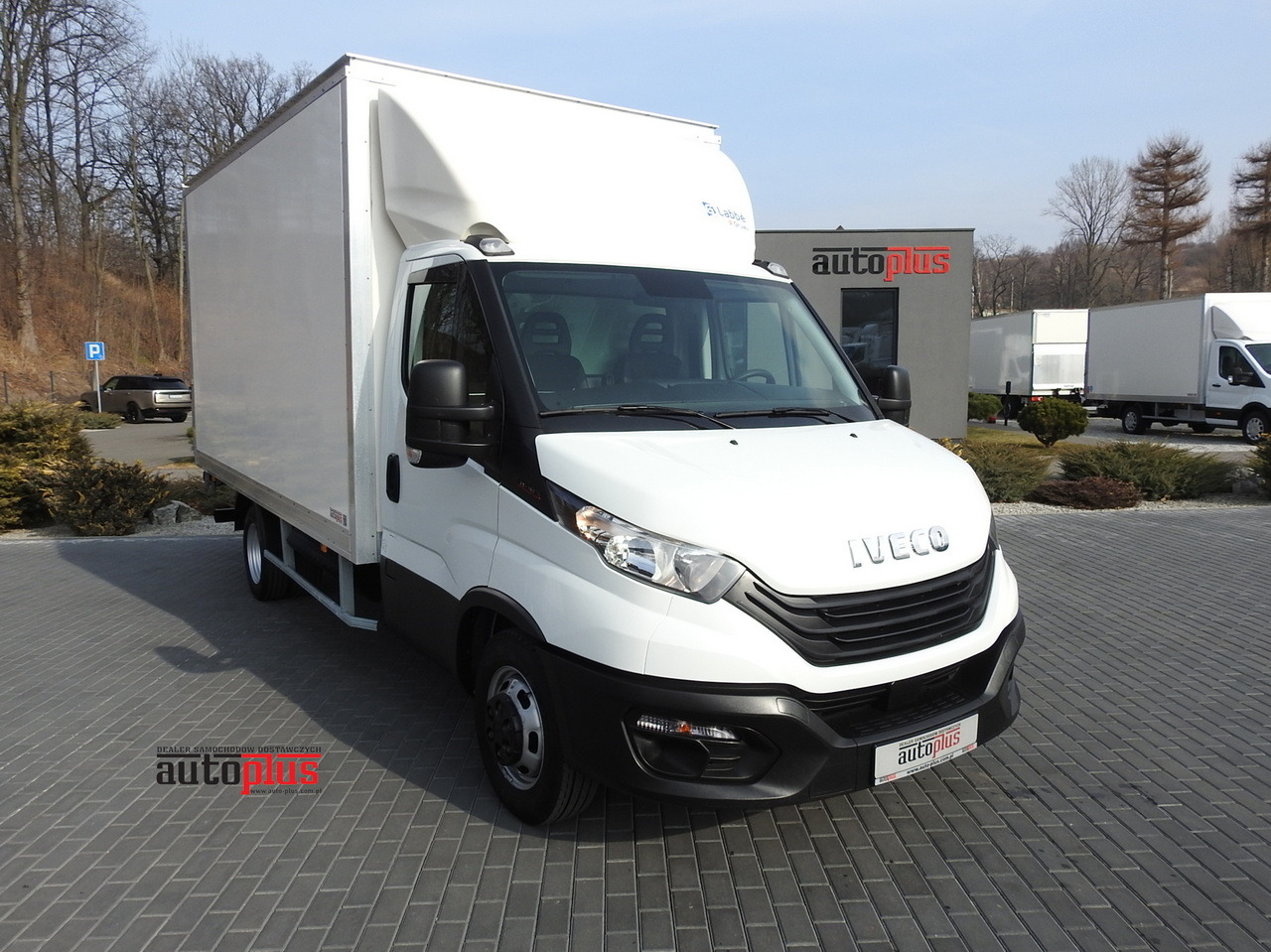 IVECO DAILY 35C16 BOX LIFT 8 PALLETS CRUISE CONTROL TWIN WHEELS AIR CONDITIONING  160HP - Furgoneta frigorifica: foto 1 IVECO DAILY 35C16 BOX LIFT 8 PALLETS CRUISE CONTROL TWIN WHEELS AIR CONDITIONING  160HP - Furgoneta frigorifica: foto 1