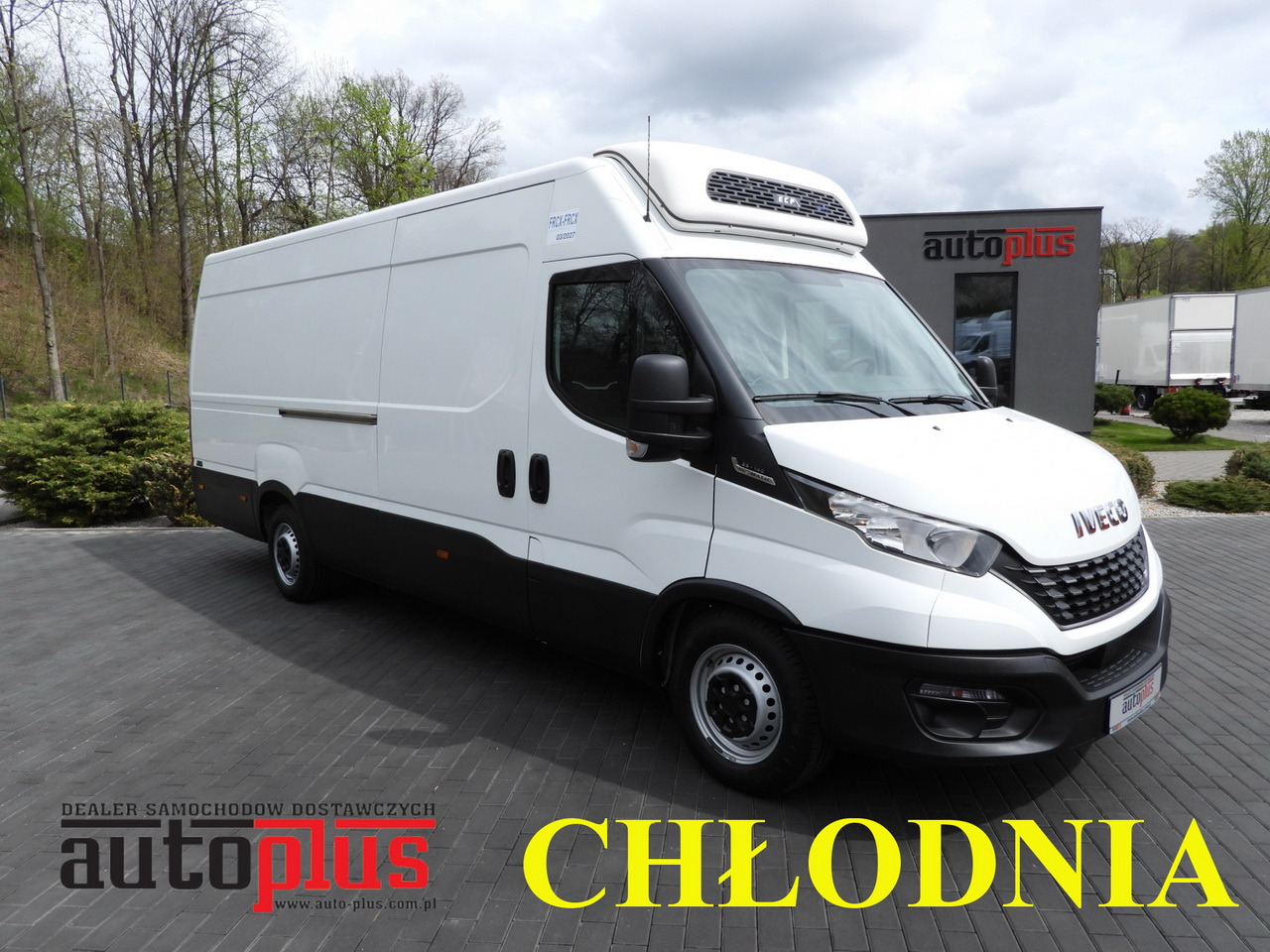 IVECO DAILY 35S14 REFRIGERATOR VAN 0*C POWER SUPPLY 230V CRUISE CONTROL AUTOMATIC TRANSMISSION HI-MATIC AIR CONDITIONING  140HP - Furgoneta frigorifica: foto 1 IVECO DAILY 35S14 REFRIGERATOR VAN 0*C POWER SUPPLY 230V CRUISE CONTROL AUTOMATIC TRANSMISSION HI-MATIC AIR CONDITIONING  140HP - Furgoneta frigorifica: foto 1