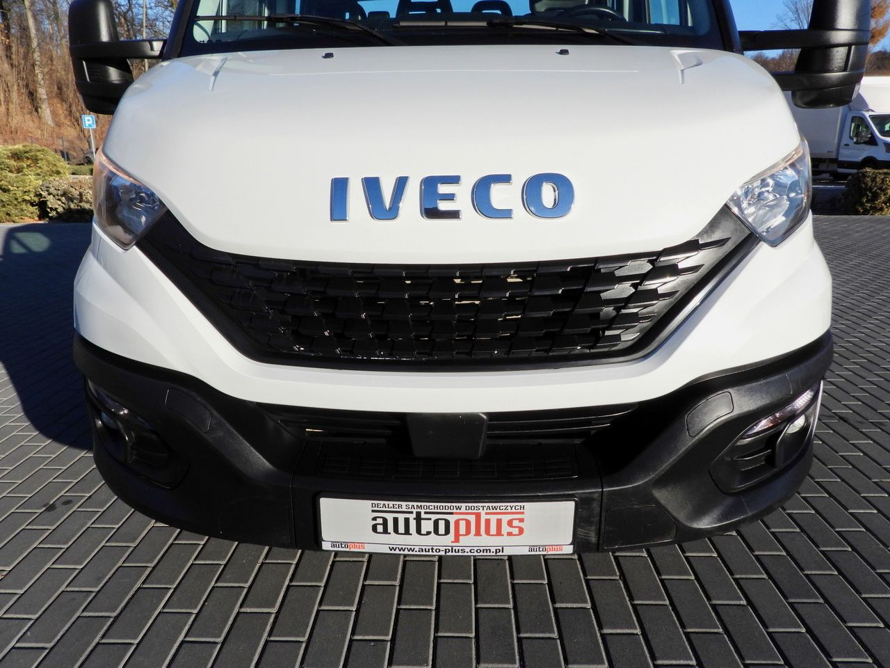 Furgoneta combi IVECO DAILY 35S14 STAKE BODY DOUBLE CABIN DOKA 7 SEATS CRUISE CONTROL AIR CONDITIONING  140HP: foto 13