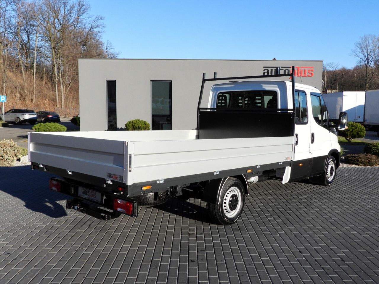 Furgoneta combi IVECO DAILY 35S14 STAKE BODY DOUBLE CABIN DOKA 7 SEATS CRUISE CONTROL AIR CONDITIONING  140HP: foto 12