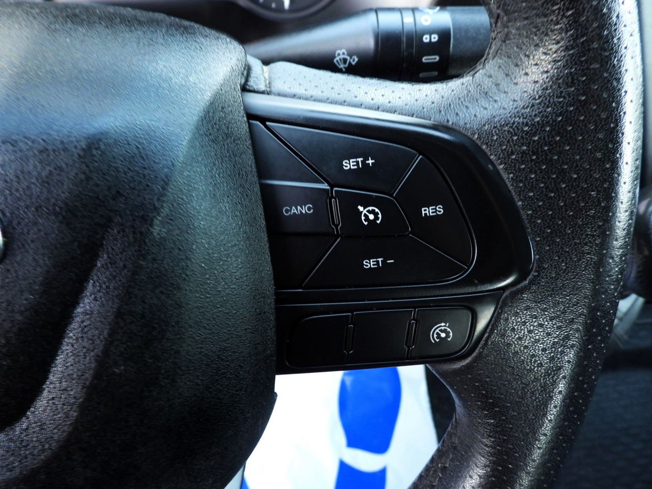 Furgoneta combi IVECO DAILY 35S14 STAKE BODY DOUBLE CABIN DOKA 7 SEATS CRUISE CONTROL AIR CONDITIONING  140HP: foto 22