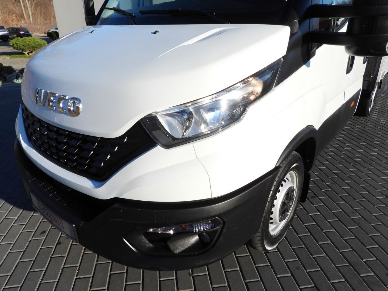 Furgoneta combi IVECO DAILY 35S14 STAKE BODY DOUBLE CABIN DOKA 7 SEATS CRUISE CONTROL AIR CONDITIONING  140HP: foto 15