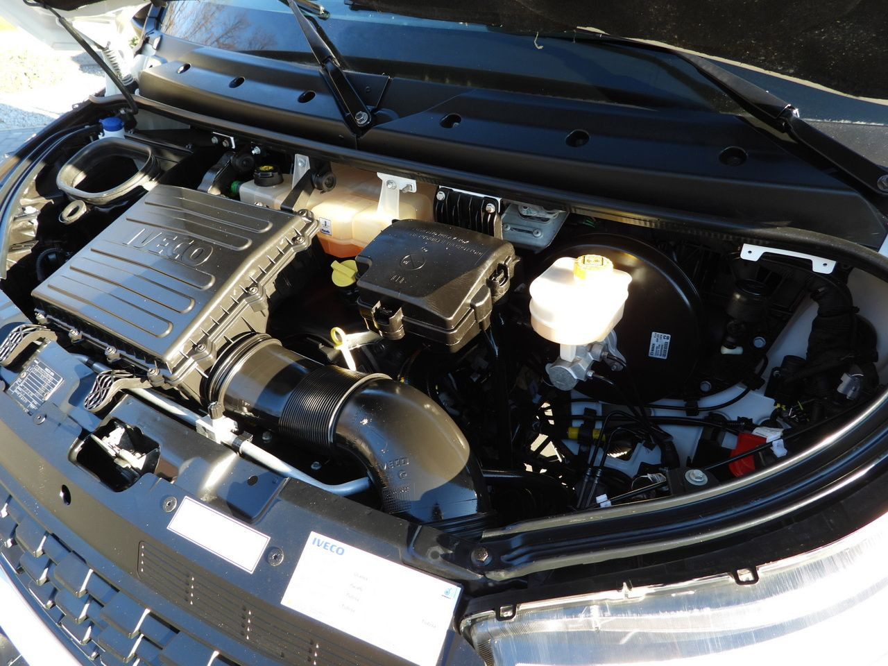 Furgoneta combi IVECO DAILY 35S14 STAKE BODY DOUBLE CABIN DOKA 7 SEATS CRUISE CONTROL AIR CONDITIONING  140HP: foto 17