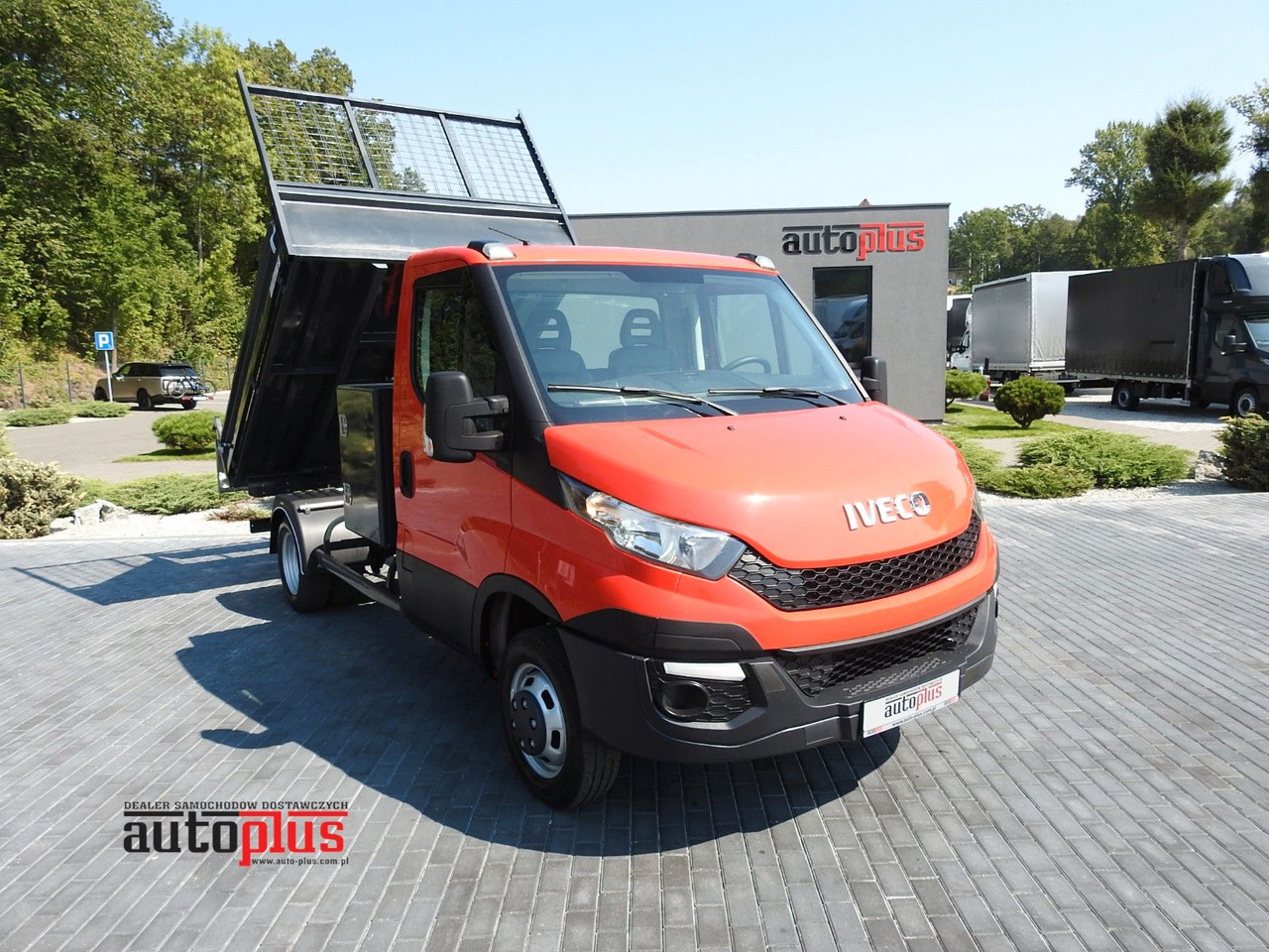 Iveco DAILY 35C13 KIPPER TEMPOMAT A/C ZWILLINGSRÄDER - Volquete furgoneta: foto 1 Iveco DAILY 35C13 KIPPER TEMPOMAT A/C ZWILLINGSRÄDER - Volquete furgoneta: foto 1