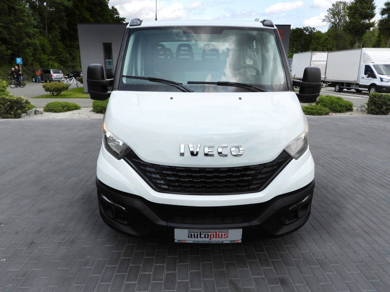Iveco DAILY 35C14 KIPPER DOPPELKABINE DOKA 6 SITZE A/C - Volquete furgoneta, Furgoneta combi: foto 5 Iveco DAILY 35C14 KIPPER DOPPELKABINE DOKA 6 SITZE A/C - Volquete furgoneta, Furgoneta combi: foto 5